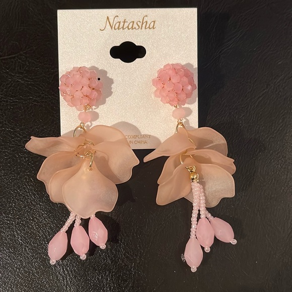 New Natasha Pastel Pink Cluster & Drop Petals & Beads Earrings - Picture 1 of 1